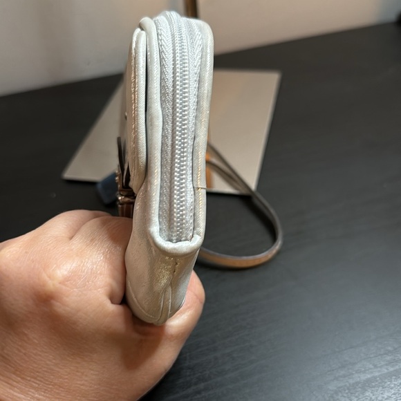 Coach Legacy soft silver leather wristlet - Picture 6 of 11